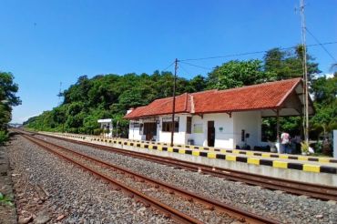 KAI aktifkan kembali operasipnal stasiun di Batang dan Pemalang untuk pemberhentian KA