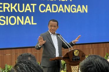 Bahlil: Penyesuaian harga BBM nonsubsidi tahap dua mengikuti harga minyak