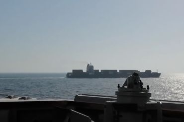 AS cegat kapal kargo Iran di Teluk Oman, Selat Hormuz kembali memanas