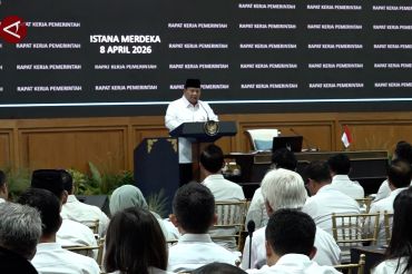 Prabowo kumpulkan pejabat lintas kementerian lembaga dalam rapat kerja