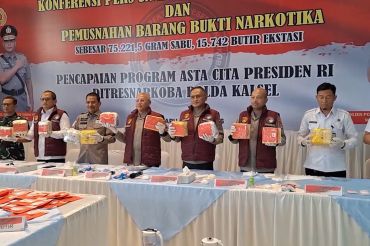 Polda Kalsel musnahkan 75,2 kilo sabu jaringan Fredy Pratama
