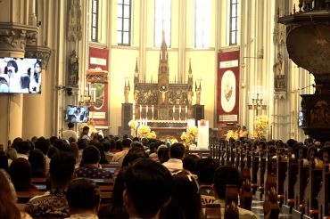 Gereja Katedral berpesan tentang&nbsp;nilai Pancasila dalam Misa Paskah