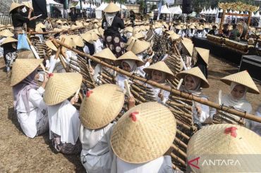 Sebanyak 500 mahasiswa terlibat pada Festival Calung Renteng untuk menjaga kebudayaan lokal