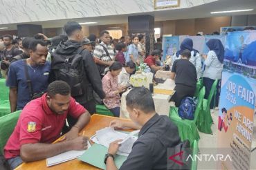 Pemprov Papua sediakan 500 lowongan bagi pencaker melalui Bursa Kerja di Jayapura