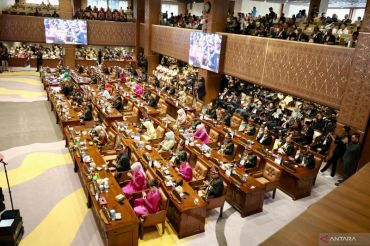 Ratu Dewa tekankan pentingnya percepatan pembangunan, memperingati HUT ke-80 Sumatera Selatan