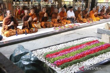 Rangkaian Indonesia Walk for Peace 2026, Biksu Thudong berziarah ke makam Gus Dur