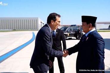 Presiden tiba di Paris, dijadwalkan shalat Idul Adha dan lawatan resmi