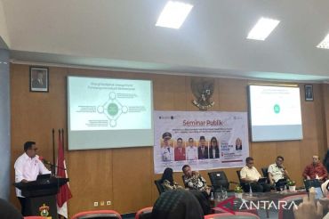 Unhas dan CSIS bahas dekarbonisasi industri baterai kendaraan listrik