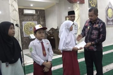 210 pelajar Kota Jayapura terima beasiswa Cerdas dari Baznas