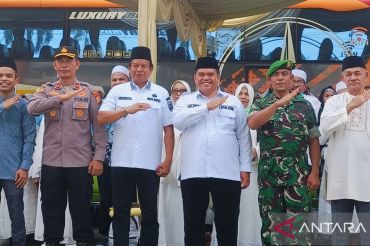 Pemkab Inhu sambut jemaah haji di halaman kantor bupati Pematang Reba