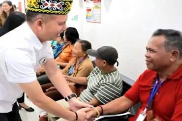 Rayakan Hari Jadi ke-24, Pemkab Gumas gratiskan operasi katarak