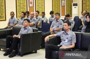 Perkuat integritas, jajaran Kanwil Kemenkum Riau ikuti Community of Practice Nilai-Nilai Pancasila