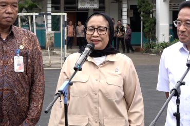Prabowo tunjuk Nanik jadi Kepala BGN gantikan Dadan Hindayana
