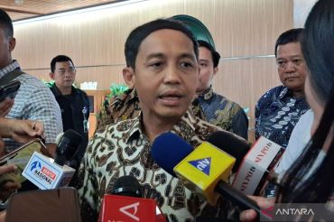 KPK duga amplop Suhardiman Amby kepada Menhut berisi dolar Singapura