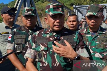 Satgas jembatan TNI AD membangun 55 jembatan di NTT