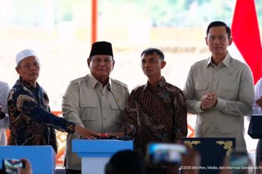Prabowo meresmikan serentak lima bendungan di Indonesia
