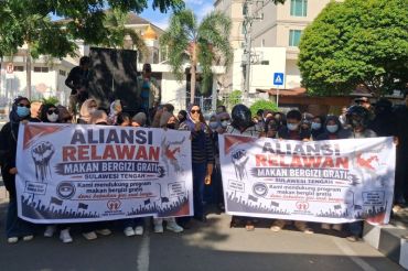 Ratusan relawan perempuaan di Palu minta program MBG tidak dihentikan