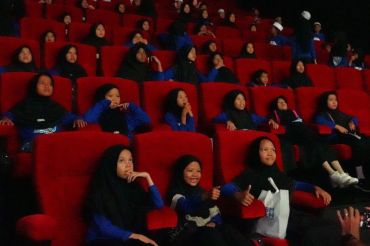 YBM PLN hadirkan senyum dan harapan bagi 80 anak yatim dhuafa