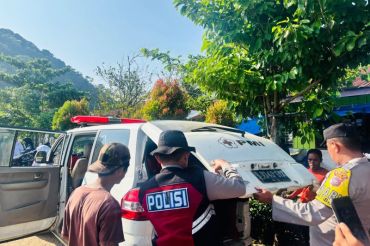 Pelajar terseret ombak di Muaro Putih Agam ditemukan meninggal dunia (Video)