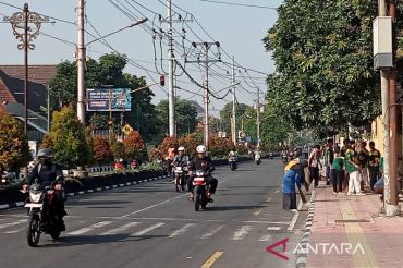 Penguatan Gerakan Indonesia ASRI melalui Reresik Sekolah di Yogyakarta