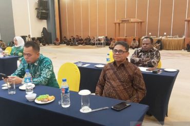 Plt Bupati Sitaro hadiri Bimtek tata kelola pemerintahan di Batam