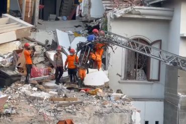 Tim SAR gabungan berhasil evakuasi tiga korban ledakan rumah di Medan