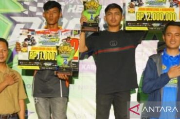 Pemkab Kuansing gelar "drag bike" ramaikan HUT Bhayangkara