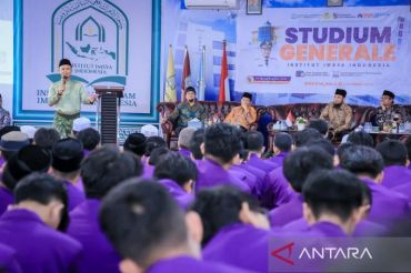 Wako Agung Nugroho bagikan kisah perjalanan hidup dan kunci sukses kepada Mahasiswa IMSYA Pekanbaru