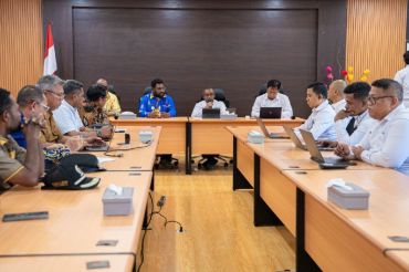 PLN bersama Pemkab Mamberamo Raya terus bersinergi tingkatkan keandalan listrik