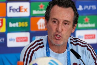 Pelatih Aston Villa Unai Emery nilai melawan PSG ujian bagus