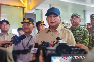 Presiden Prabowo tambah helikopter water bombing tangani karhutla di Kalteng