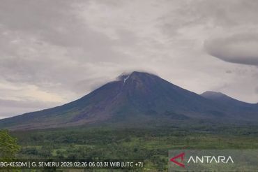 Gunung Semeru alami 21 kali gempa erupsi dalam enam jam