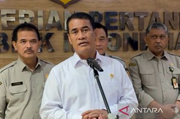 Mentan Amran copot 13 pejabat akibat main judi online
