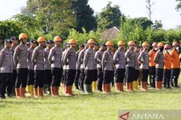 Aparat siagakan 4 posko hadapi erupsi Gunung Sinabung
