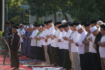 Hujan tak kunjung tiba, Appi dan warga Makassar salat istisqa