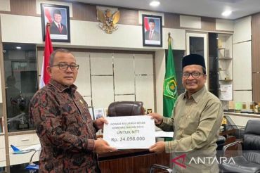 Kemenag Nagan Raya salurkan donasi untuk korban gempa NTT Rp24 juta