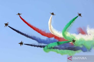 El Alamein International Airshow Mesir diwarnai atraksi spektakuler pesawat di udara
