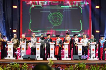 Unhas luncurkan lima program untuk kampus masa depan
