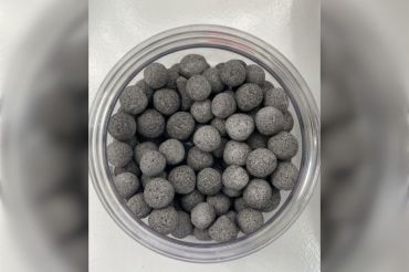 Mahasiswa UPR kembangkan bedak dingin dari arang kayu tumih dan daun putat