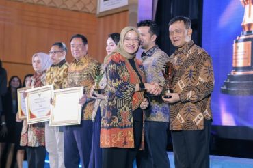 Jateng menerima penghargaan Anugerah Layanan Investasi 2026