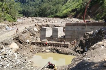 Jembatan Aih Bobo kembali dihantam banjir di Gayo Lues, begini kondisinya