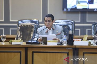 Hendry Munief Soroti Privatisasi Pulau dan Abrasi Pantai: RUU Daerah Kepulauan Harus Beri Perlindungan