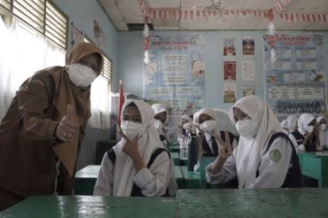 Kabut asap menyelimuti, Dompet Dhuafa hadirkan Safe School di SMPN 9 Sampit