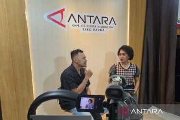 Komunitas "Stand Up Comedy" buka ruang bagi anak muda Papua berkarya