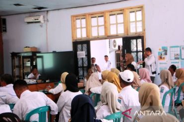 Status 42 eks kepsek Dompu berangsur kembali tercatat sebagai guru