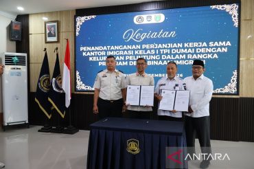 Perkuat pelayanan Keimigrasian, Kelurahan Pelintung Dumai ditetapkan Desa Binaan Imigrasi