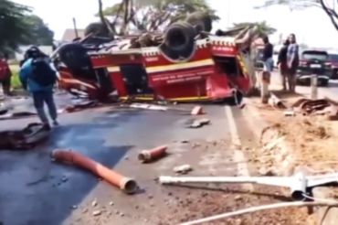 Dua petugas Damkar Pangkep gugur saat menuju lokasi karhutla karena kecelakaan