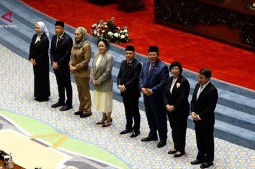 DPR sahkan Destry Damayanti jadi Gubernur BI 2026-2031