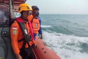 Basarnas kerahkan dua RIB cari jurnalis hilang kontak di Selat Sunda