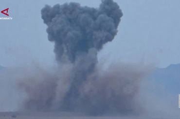 Houthi serang Riyadh dan fasilitas minyak Aramco